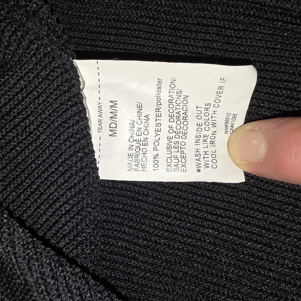 Under Armour intelliknit phantom Women's Black Sweater‎ size MD coldgear